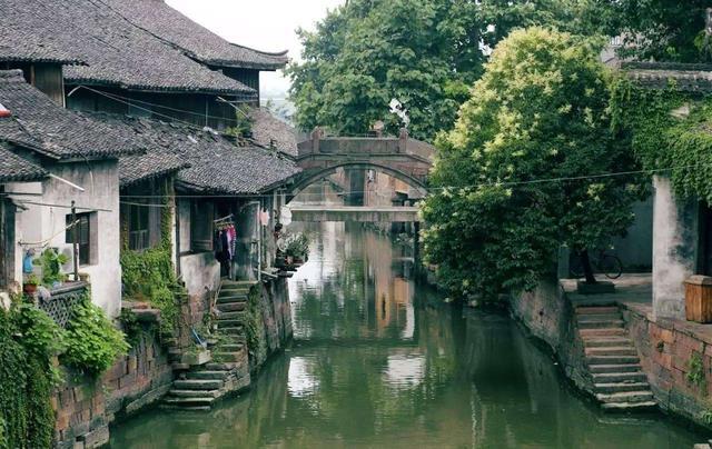 蝙蝠侠：阿甘骑士